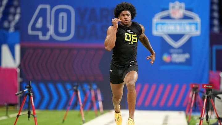Feb 27, 2025; Indianapolis, IN, USA; Alabama linebacker Jihaad Campbell (LB05) participates in drills during the 2025 NFL Combine at Lucas Oil Stadium. Mandatory Credit: Kirby Lee-Imagn Images