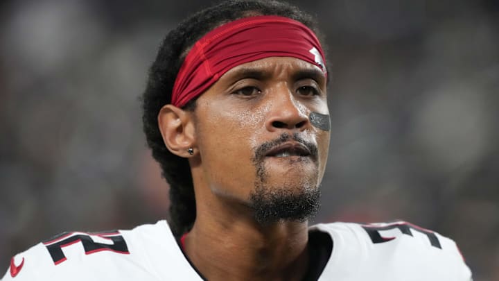 The Atlanta Falcons re-signed defensive back Kevin King on Friday.