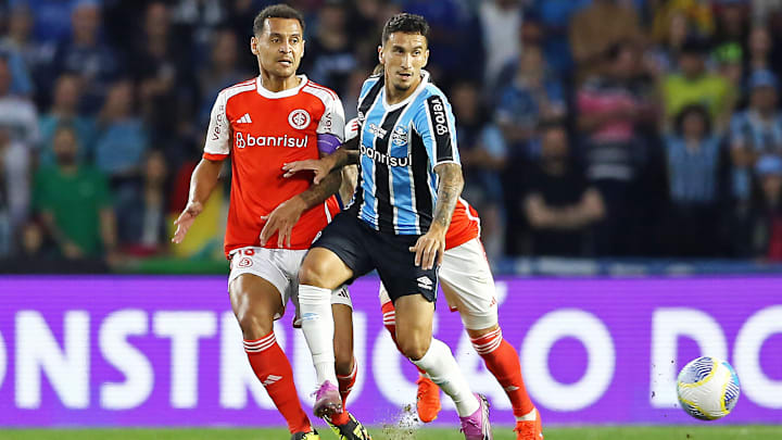 Dupla Gre-Nal estreia longe de casa