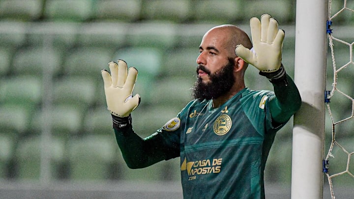 Danilo Fernandes abre a escalação do time nordestino