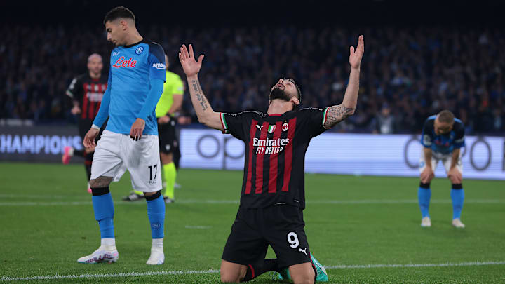 Giroud perdeu pênalti, mas depois se redimiu