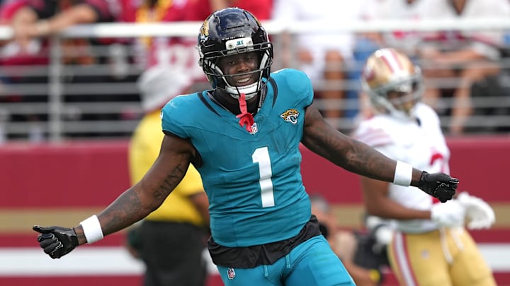 Bet on Travis Etienne to go over his receptions total in Week 6 against the Seahawks.