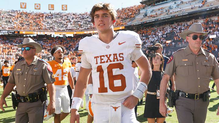 Arch Manning, Texas v Tennessee