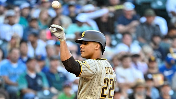 San Diego Padres v Seattle Mariners