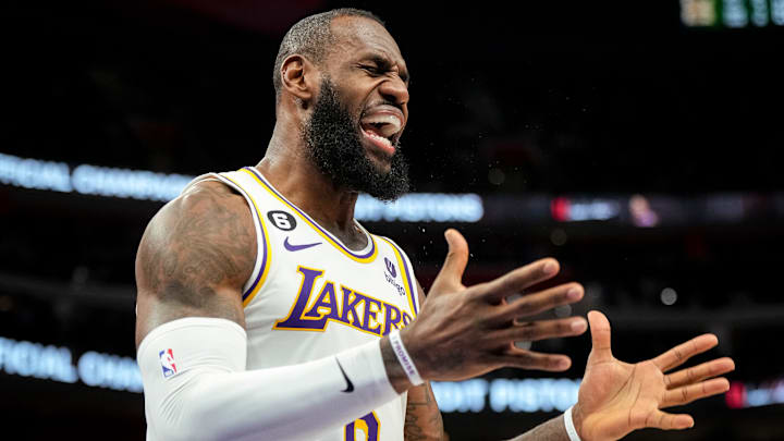Los Angeles Lakers v Detroit Pistons Los Angeles Lakers v Detroit Pistons
