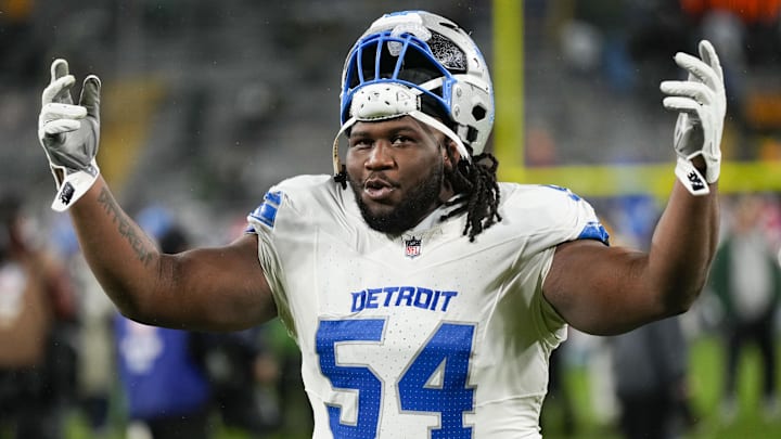 Detroit Lions defensive lineman Alim McNeill (54).