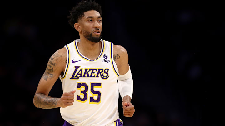 Houston Rockets v Los Angeles Lakers