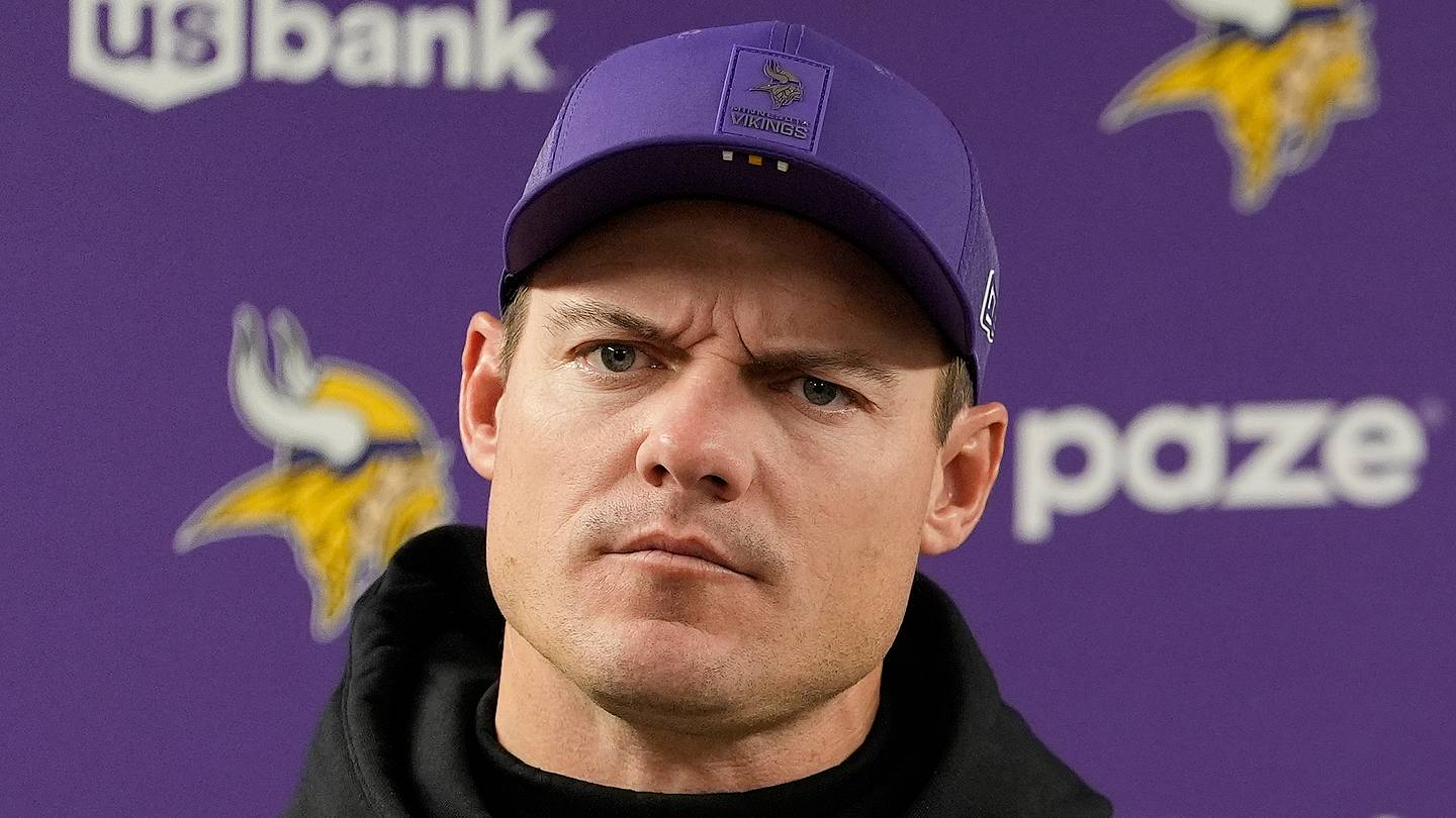 Kevin O'Connell just made the J.J. McCarthy debate even messier