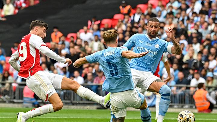 Last season's top two clash at the Emirates on Sunday afternoon