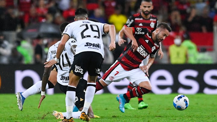 Corinthians e Flamengo se enfrentam na final da Copa do Brasil.
