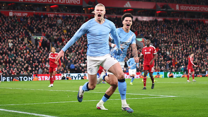 Manchester City kept their title dreams alive on Sunday.