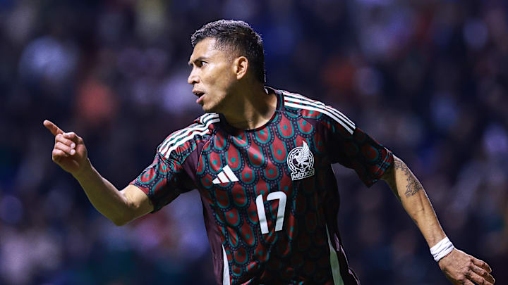 Mexico v Valencia - International Friendly Mexico v Valencia - International Friendly