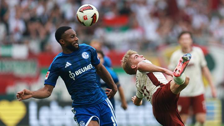 Moussa Sylla im Einsatz gegen den FCA am ersten Spieltag