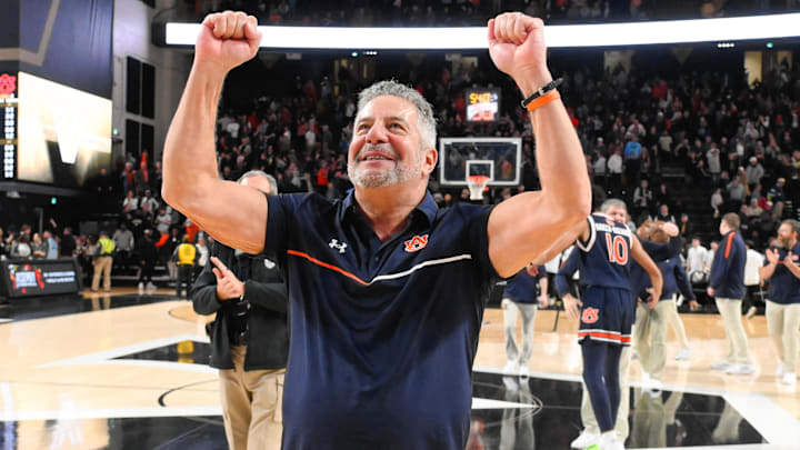 Auburn Tigers head coach Bruce Pearl