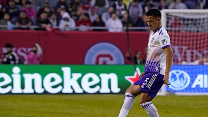 Mar 5, 2022; Chicago, Illinois, USA; Orlando City midfielder Cesar Araujo (5) makes a pass against