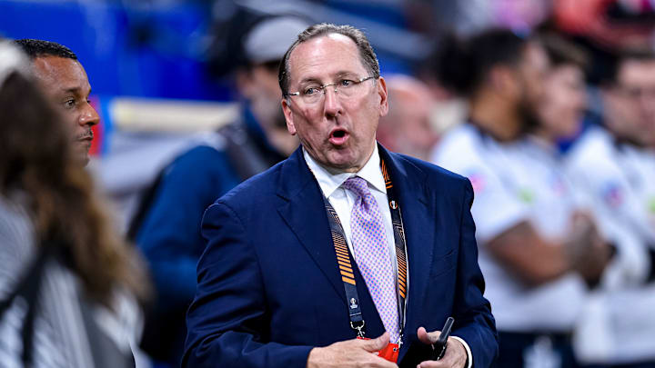 John Textor, propriétaire de l'OL et Botafogo notamment, a reconnu avoir échangé avec Benfica