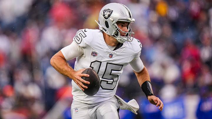 Las Vegas Raiders quarterback Fernando Mendoza 