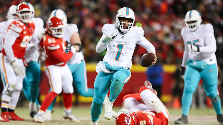 AFC Wild Card Playoffs - Miami Dolphins v Kansas City Chiefs