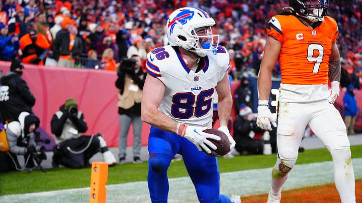 Jan 17, 2026; Denver, CO, USA; Buffalo Bills tight end Dalton Kincaid (86) celebrates after a touchdown against Denver Broncos safety Talanoa Hufanga (9) during the fourth quarter of an AFC Divisional Round playoff game Jan 17, 2026; Denver, CO, USA; Buffalo Bills tight end Dalton Kincaid (86) celebrates after a touchdown against Denver Broncos safety Talanoa Hufanga (9) during the fourth quarter of an AFC Divisional Round playoff game