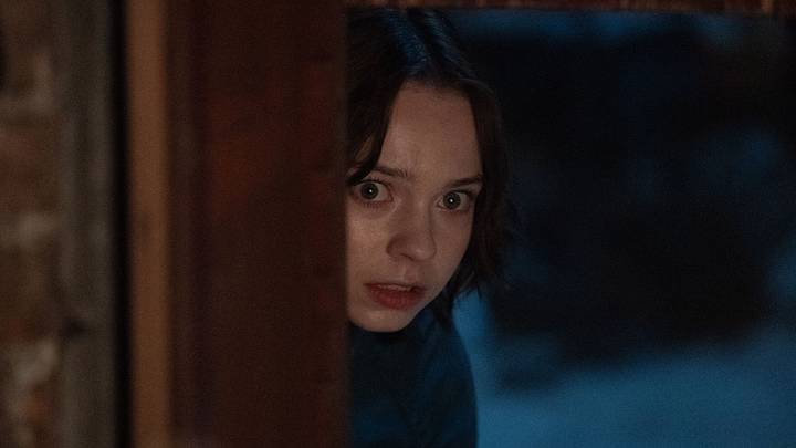 Emma Myers as Pip Fitz-Amobi in A Good Girl's Guide to Murder season 2 Emma Myers as Pip Fitz-Amobi in A Good Girl's Guide to Murder season 2