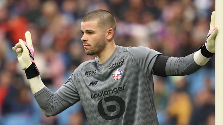 Lucas Chevalier représente l'avenir au poste de gardien de but.