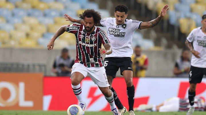 Botafogo e Fluminense disputam clássico neste quarta-feira (29) Botafogo e Fluminense disputam clássico neste quarta-feira (29)