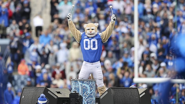 Cosmo hypes up the crowd as the Cougars enter the 4th quarter against Oklahoma.