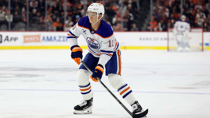 Edmonton Oilers v Philadelphia Flyers Edmonton Oilers v Philadelphia Flyers