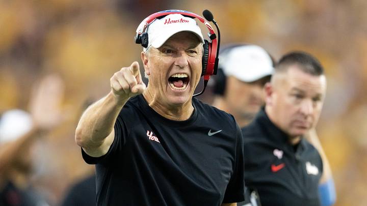 Oct 25, 2025; Tempe, Arizona, USA; Houston Cougars head coach Willie Fritz reacts against the Arizona State Sun Devils at Mountain America Stadium. Mandatory Credit: Mark J. Rebilas-Imagn Images Oct 25, 2025; Tempe, Arizona, USA; Houston Cougars head coach Willie Fritz reacts against the Arizona State Sun Devils at Mountain America Stadium. Mandatory Credit: Mark J. Rebilas-Imagn Images