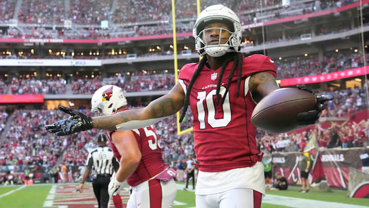 Arizona Cardinals wide receiver DeAndre Hopkins (10) celebrates after a catch against the Seattle
