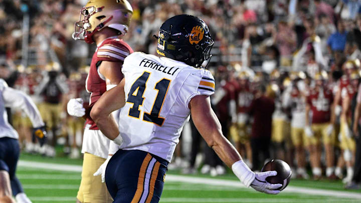 California linebacker transfer Luke Ferrelli intends to transfer to Ole Miss despite signing with Clemson out of the portal.