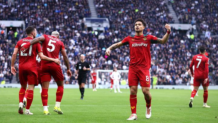 Gomes' goals earned Wolves victory in north London