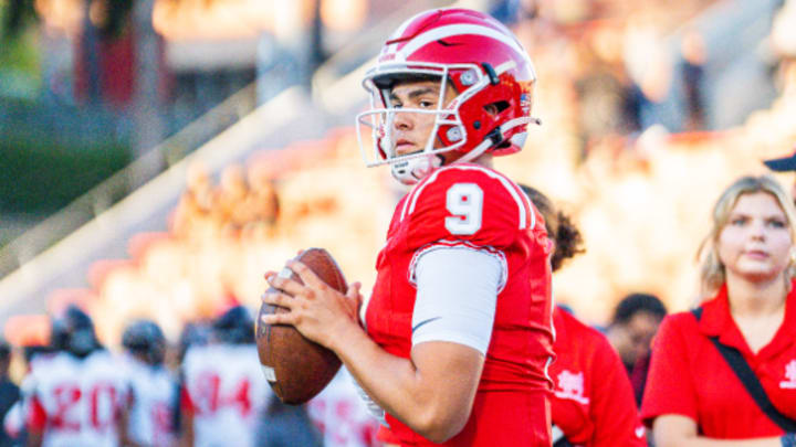 Mater Dei QB Dash Beierly.