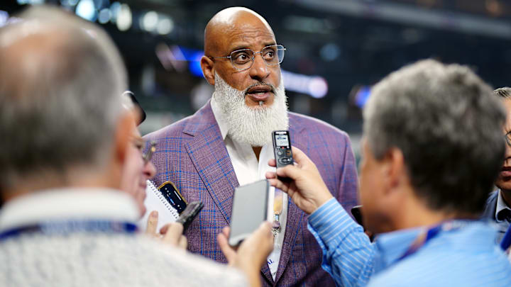 World Series - Arizona Diamondbacks v. Texas Rangers - Game One