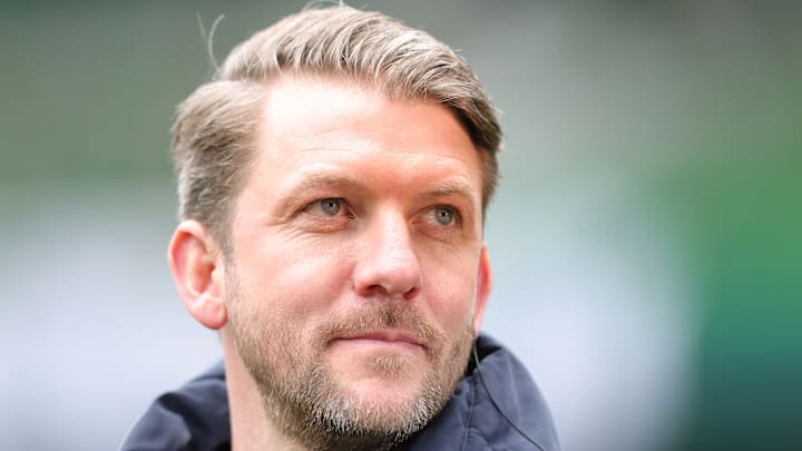 Peter Niemeyer plant den Kader des SV Werder Bremen Peter Niemeyer plant den Kader des SV Werder Bremen