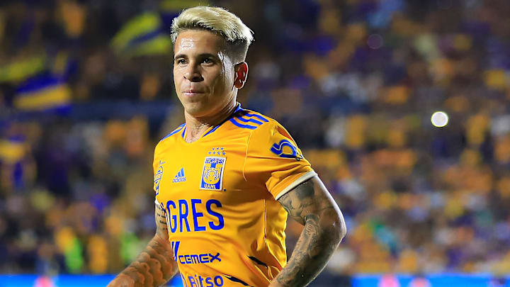 O atacante se transferiu para o futebol mexicano no começo do ano