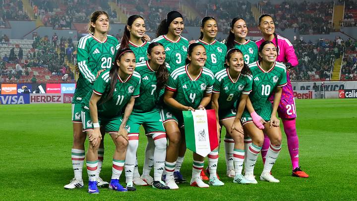 Este duelo representó el penúltimo ensayo de México antes del vital encuentro contra Haití el 28 de noviembre en Dallas. Este duelo representó el penúltimo ensayo de México antes del vital encuentro contra Haití el 28 de noviembre en Dallas.