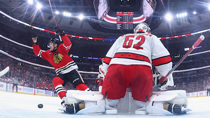Carolina Hurricanes v Chicago Blackhawks