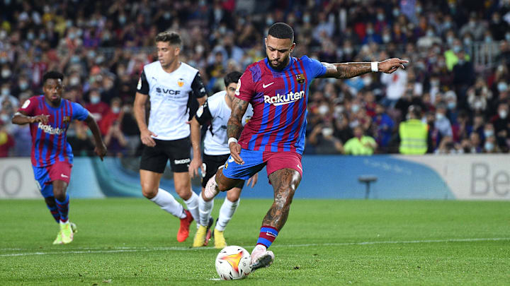 Valencia e Barcelona se enfrentam pela rodada 25 da LaLiga. Valencia e Barcelona se enfrentam pela rodada 25 da LaLiga.