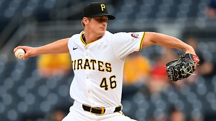 Los Angeles Angels v Pittsburgh Pirates