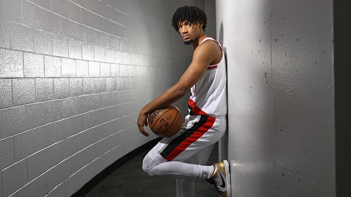 Sep 30, 2024; Portland, Oregon, USA; Portland Trail Blazers guard Shaedon Sharpe (17). Mandatory Credit: Troy Wayrynen-Imagn Images