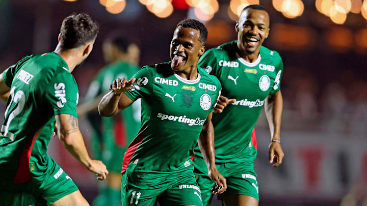 Arias volta a ser opção e deve aparecer no XI inicial do Palmeiras 