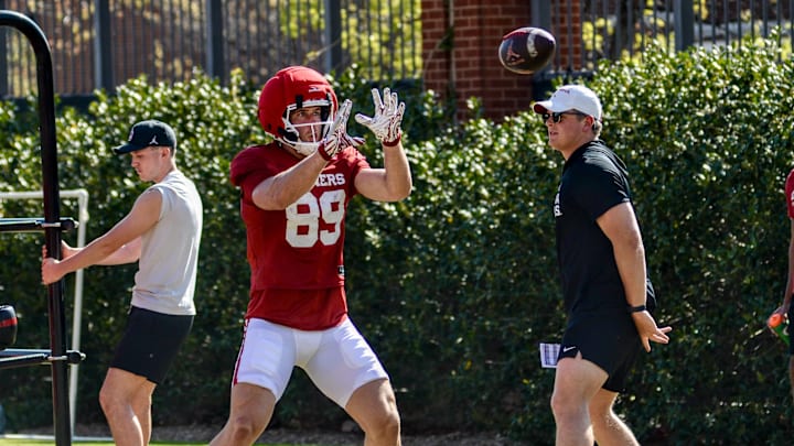Oklahoma tight end Hayden Hansen prepares to catch a pass during practice.