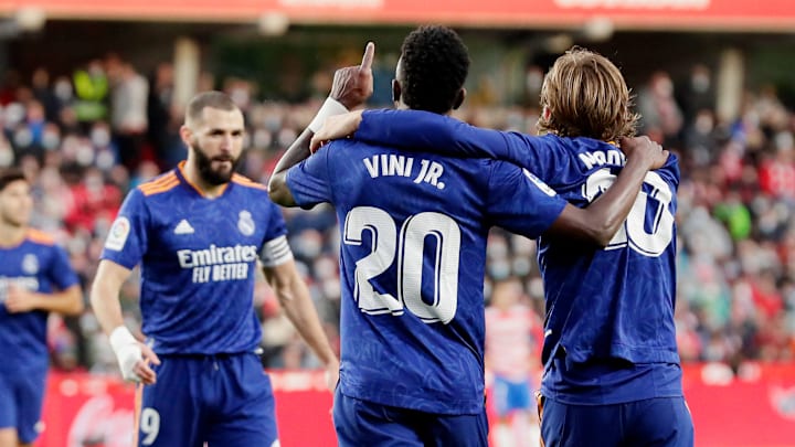 Benzema, Vinicius, Modric et le Real Madrid reviennent à la première place du classement en Liga Benzema, Vinicius, Modric et le Real Madrid reviennent à la première place du classement en Liga