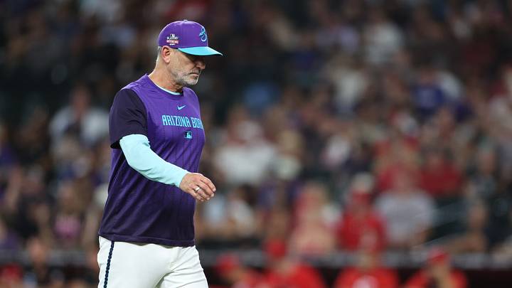Aug 22, 2026; Phoenix, Arizona, USA;  Arizona Diamondbacks manager Torey Lovullo (17) walks off the field after taking out Arizona Diamondbacks pitcher Michael Soroka (not pictured) in the fourth inning at Chase Field.  Mandatory Credit: Anna Carrington-Imagn Images