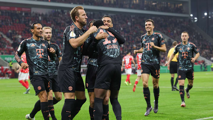1. FSV Mainz 05 v FC Bayern Munich - DFB-Pokal: Round Two