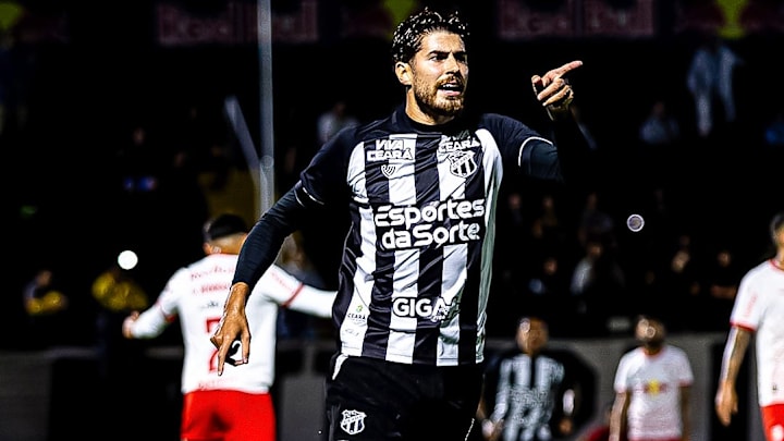 Pedro Raul fez o primeiro gol do Ceará no Brasileirão 2025