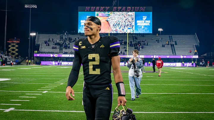 Demond Williams leaves the field after beating Rutgers 38-19.