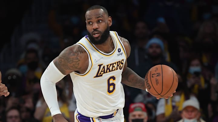 Los Lakers no han podido encontrar consistencia para pelear como contendores