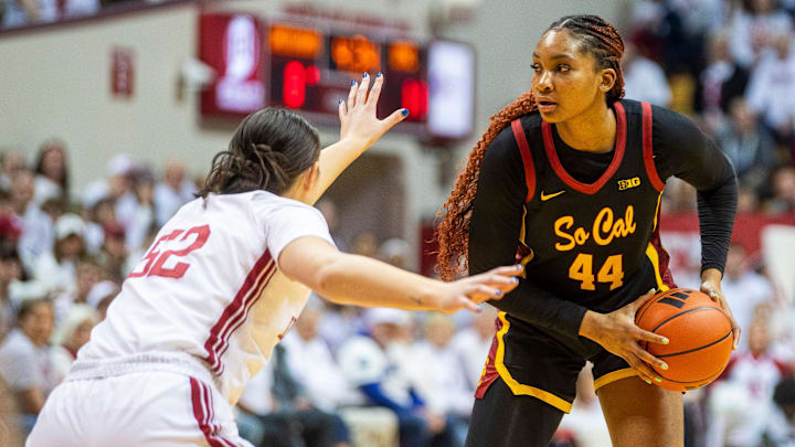 USC's Kiki Iriafen (44) during the Indiana versus University of Southern California women's basektball game at Simon Skjodt Assembly Hall on Sunday, Jan. 19, 2025.